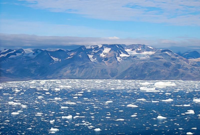 File:Water World Islands 10b.jpg